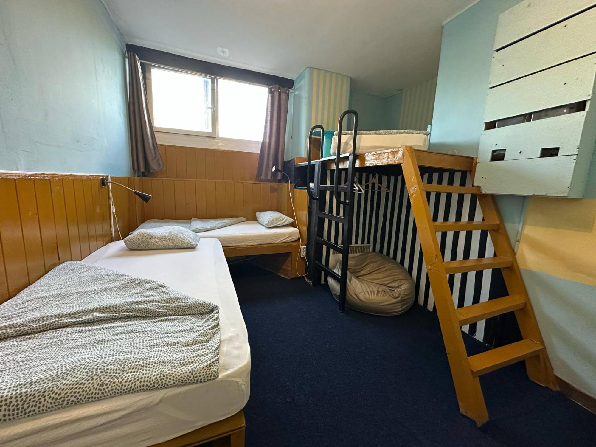 Baroque Hostel & Coworking Budapest Eksteriør billede